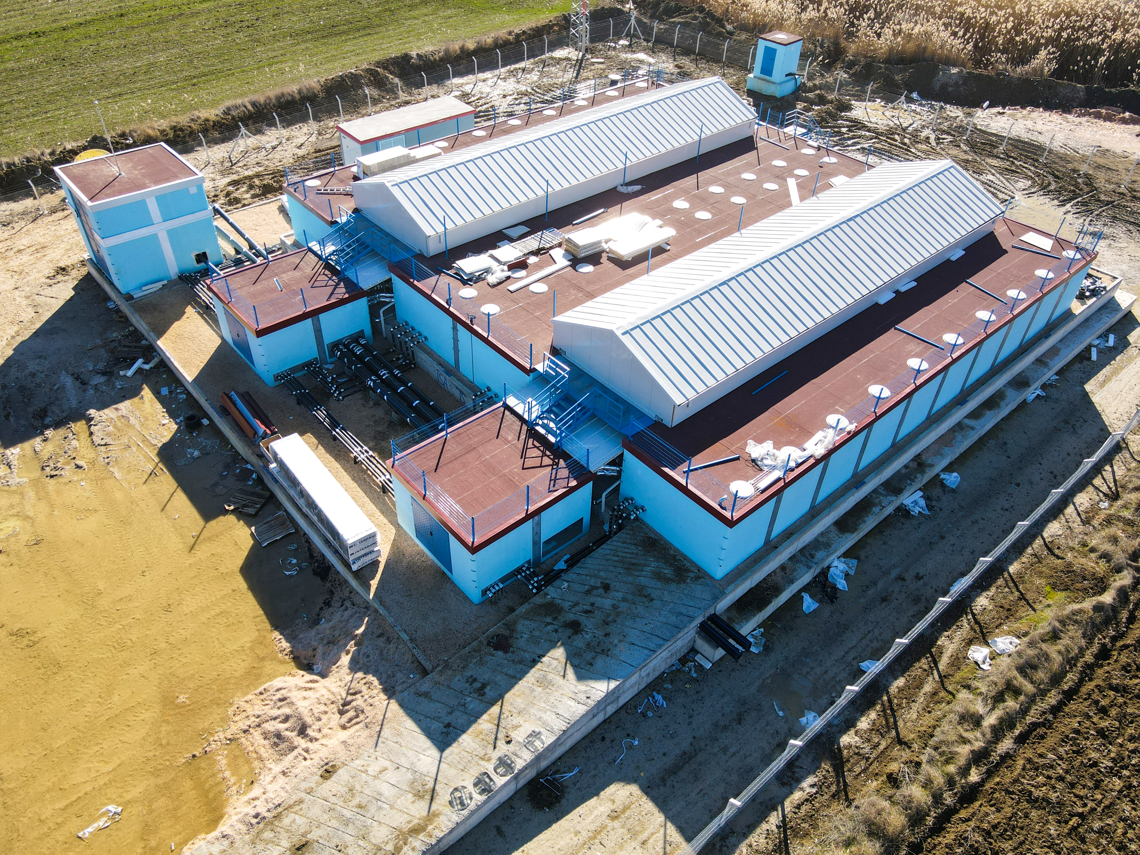 1000 M3  PREFABRiK BETONARME  DEPOLAR